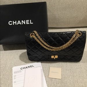 Chanel aged calf 2.55 226 bag. Great condition